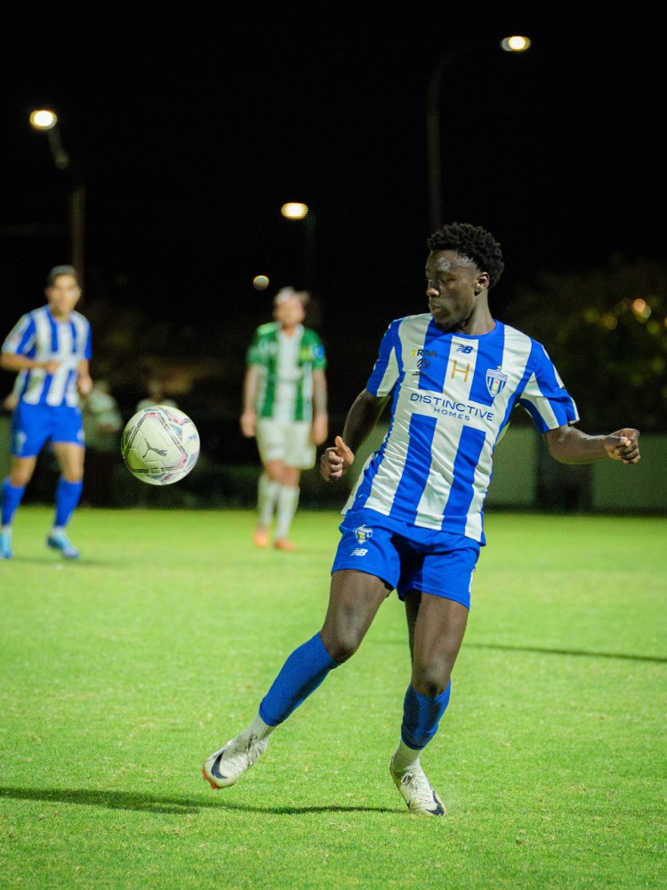 sports-photography-adelaide freelance-sports-photographer football-photographer