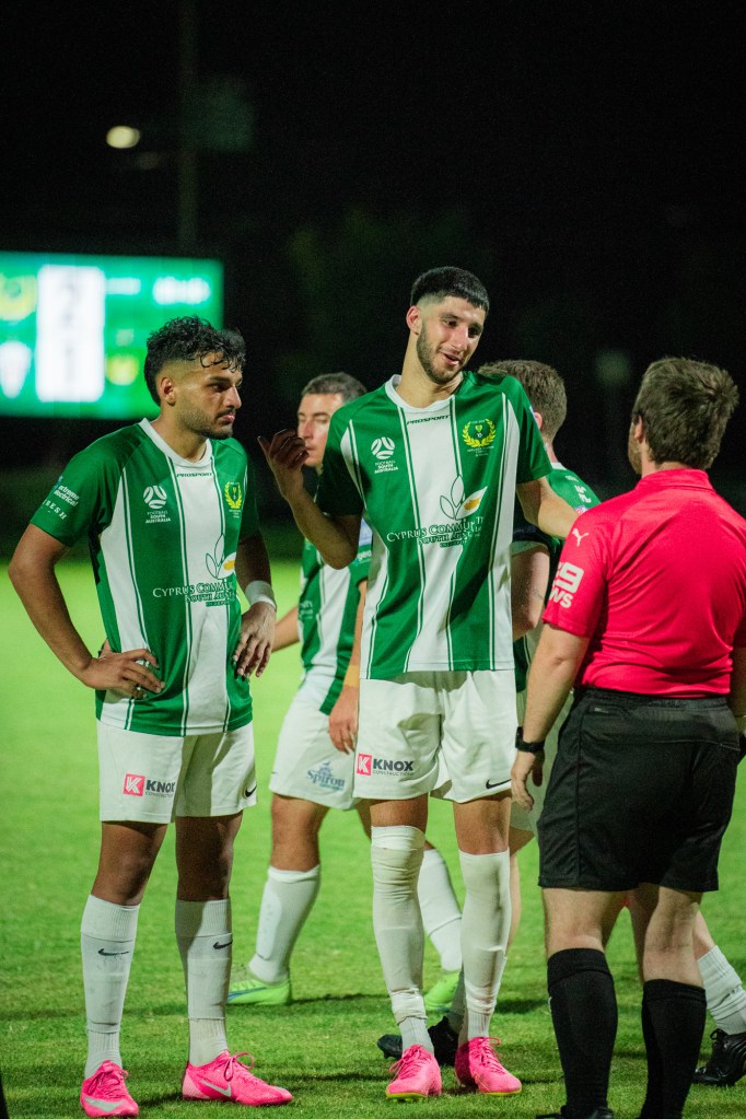 sports-photography-adelaide freelance-sports-photographer football-photographer