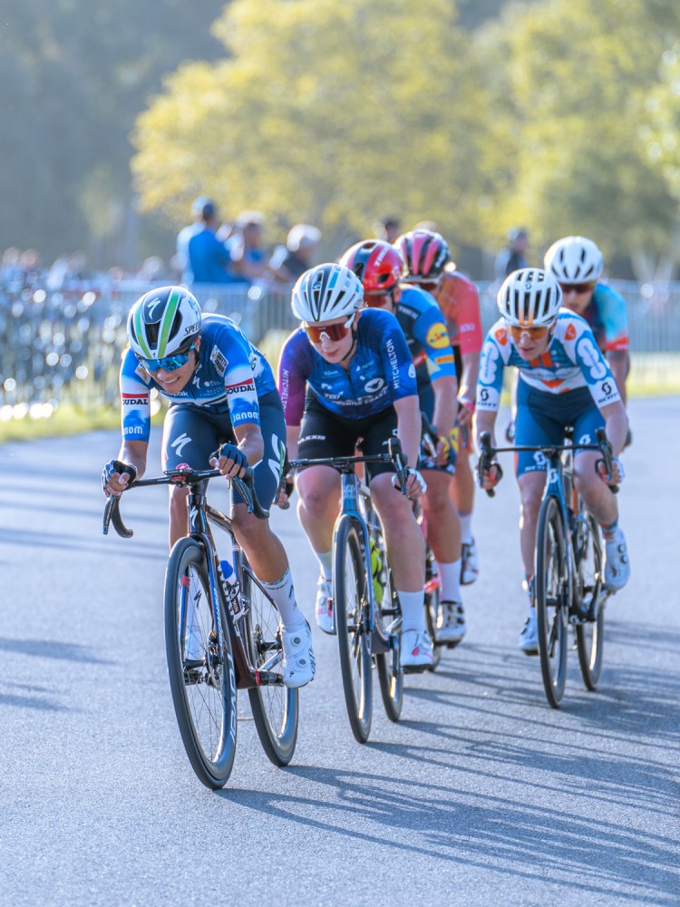 sports-photography-adelaide freelance-sports-photographer football-photographer