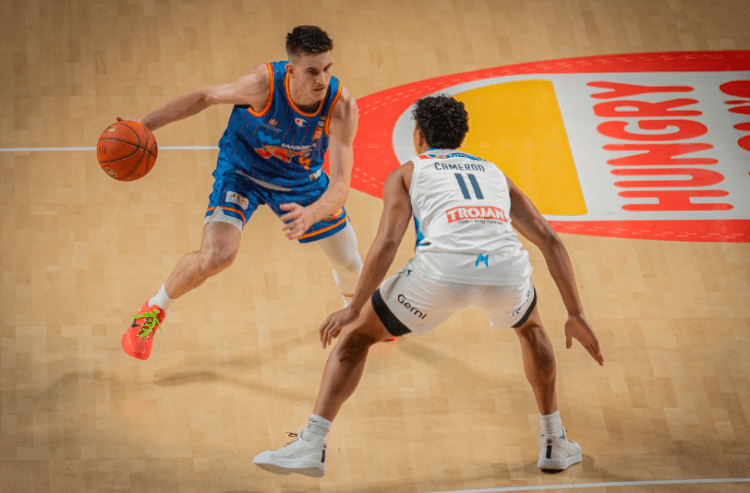 sports-photography-adelaide freelance-sports-photographer football-photographer